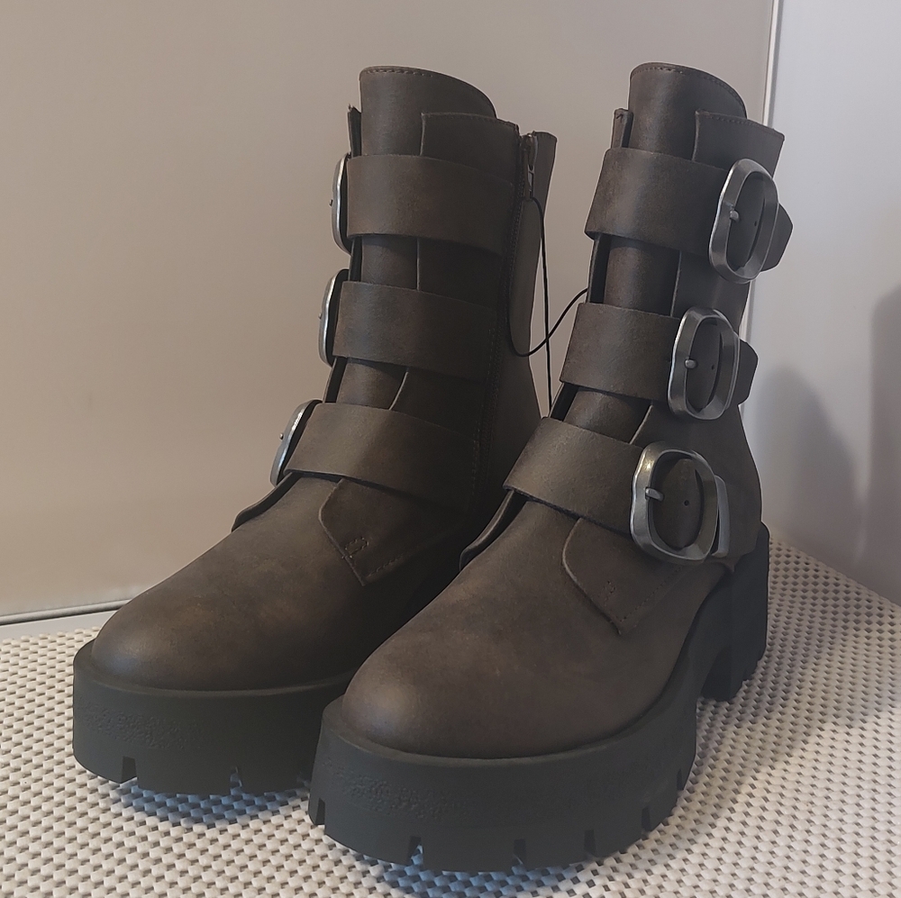 Madden NYC Women's Size 6 Faux Leather Buckle Combat Boots NWT Brown